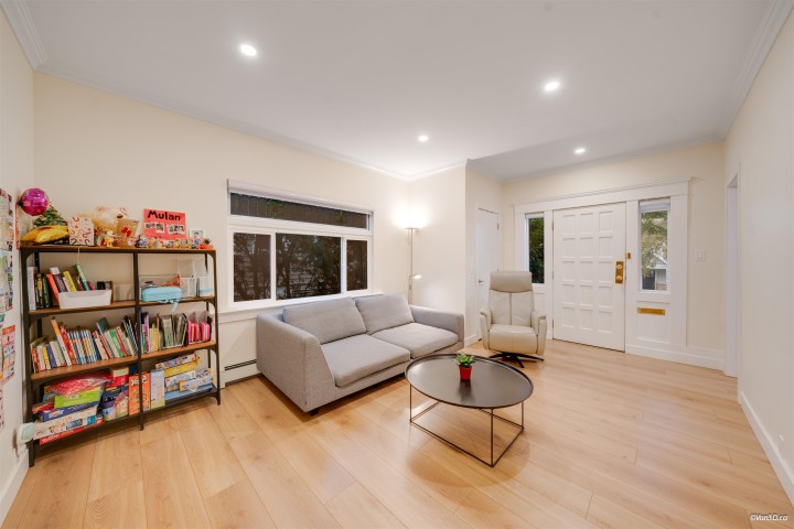 Photo 3 at 2343 W 45th Avenue, Kerrisdale, Vancouver West