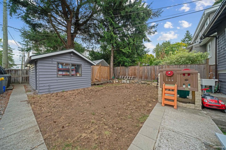 Photo 28 at 2343 W 45th Avenue, Kerrisdale, Vancouver West