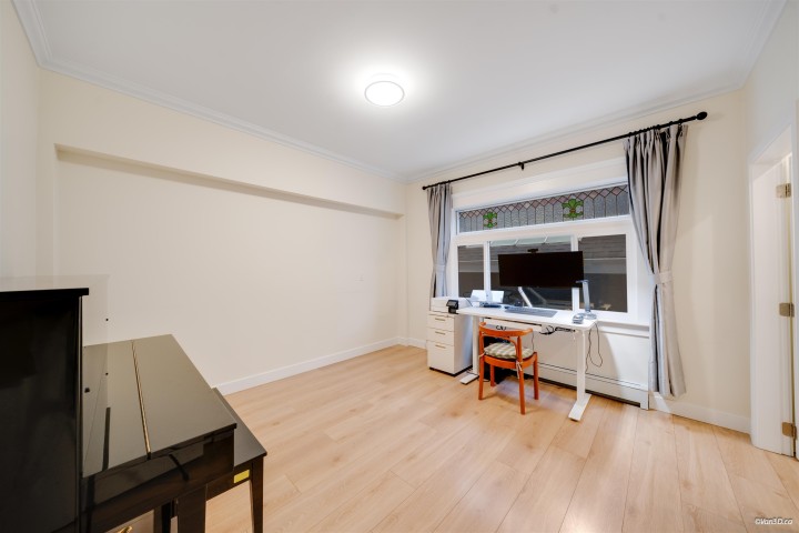 Photo 10 at 2343 W 45th Avenue, Kerrisdale, Vancouver West