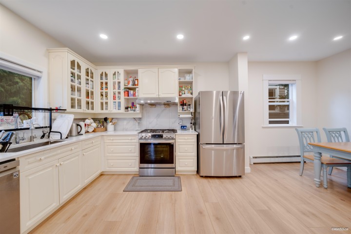 Photo 8 at 2343 W 45th Avenue, Kerrisdale, Vancouver West