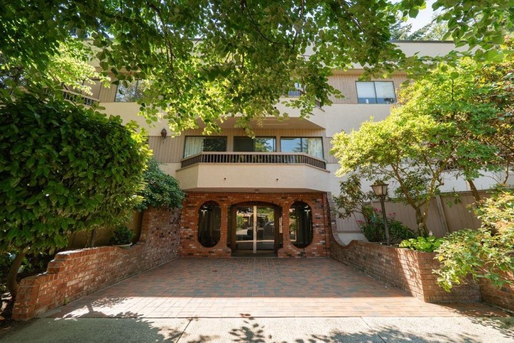Photo 37 at 102 - 2190 W 8th Avenue, Kitsilano, Vancouver West
