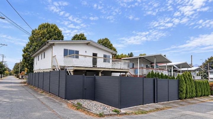 Photo 7 at 3326 Slocan Street, Renfrew Heights, Vancouver East