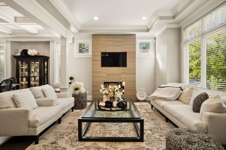Photo 3 at 5562 Crown Street, Dunbar, Vancouver West