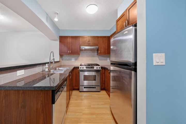 Photo 6 at 214 - 2388 Western Parkway, University VW, Vancouver West