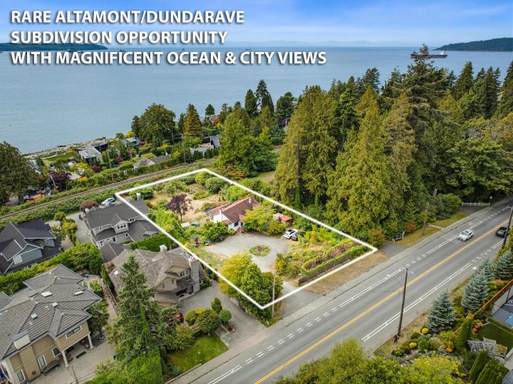 Photo 2 at 2820 Marine Drive, Altamont, West Vancouver