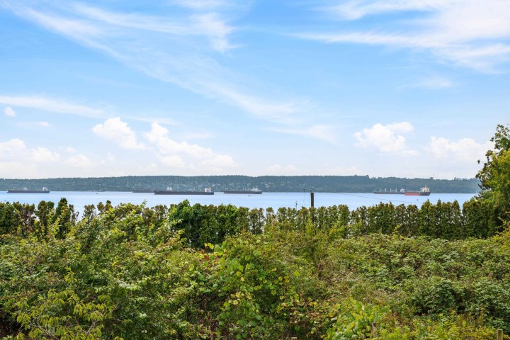 Photo 25 at 2820 Marine Drive, Altamont, West Vancouver