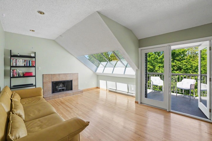 Photo 10 at 1868 W 15th Avenue, Kitsilano, Vancouver West