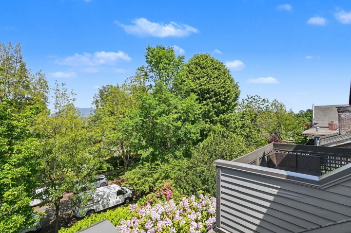 Photo 14 at 1868 W 15th Avenue, Kitsilano, Vancouver West
