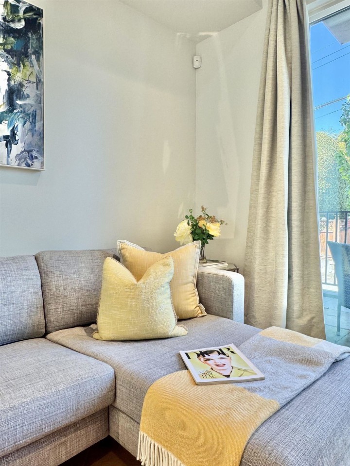 Photo 4 at 173 - 805 W 49th Avenue, Oakridge VW, Vancouver West