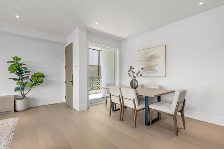Photo 10 at 2 - 2425 Kitchener Street, Renfrew VE, Vancouver East