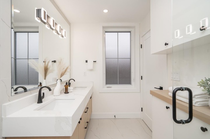 Photo 23 at 1 - 150 E 51st Avenue, South Vancouver, Vancouver East