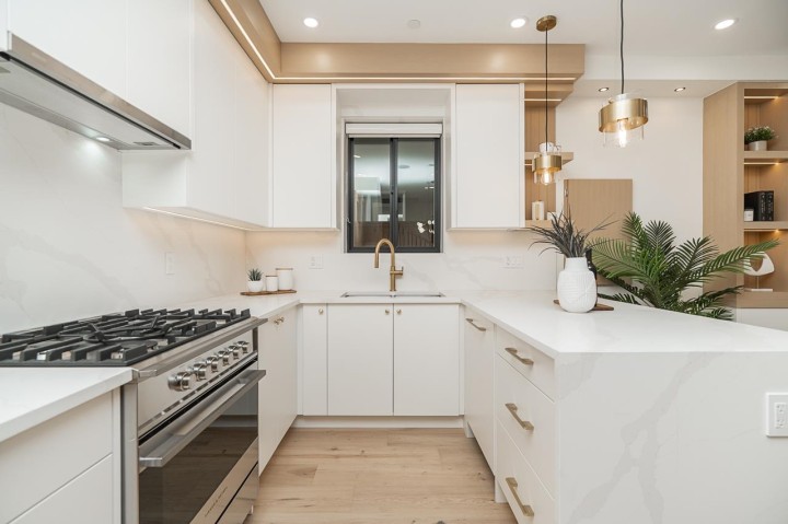 Photo 13 at 1 - 150 E 51st Avenue, South Vancouver, Vancouver East