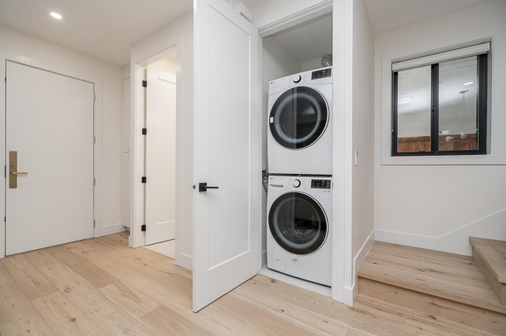 Photo 18 at 1 - 150 E 51st Avenue, South Vancouver, Vancouver East