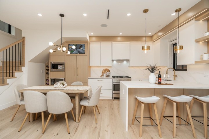 Photo 11 at 1 - 150 E 51st Avenue, South Vancouver, Vancouver East