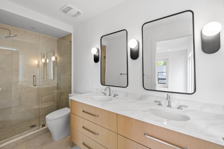 Photo 32 at A - 4260 Sophia Street, Main, Vancouver East