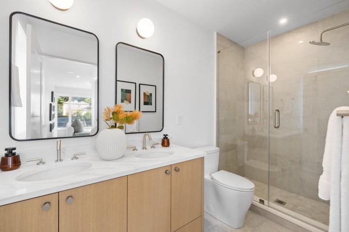 Photo 21 at A - 4260 Sophia Street, Main, Vancouver East