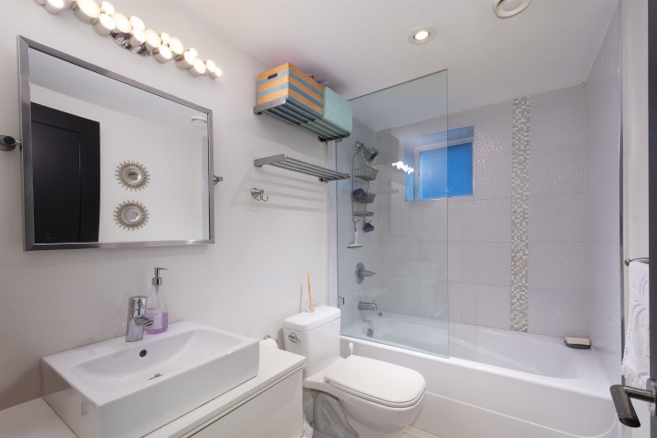 Photo 11 at 1931 E 7th Avenue, Grandview Woodland, Vancouver East