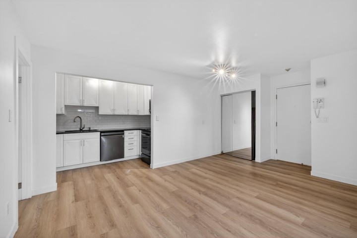 Photo 4 at 101 - 8645 Osler Street, Marpole, Vancouver West