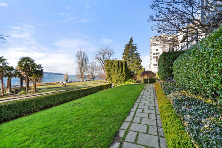 Photo 33 at 209 - 1311 Beach Avenue, West End VW, Vancouver West