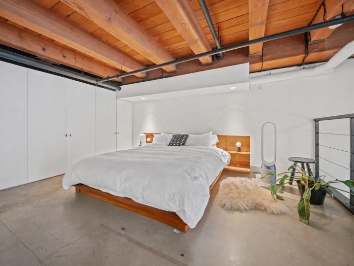 Photo 13 at 47 E Cordova Street, Downtown VE, Vancouver East