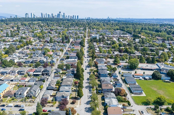 Photo 30 at 2873 E 54th Avenue, Killarney VE, Vancouver East