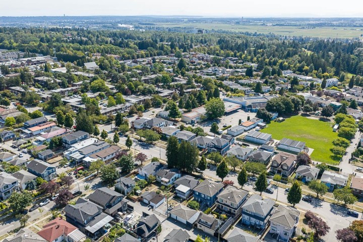 Photo 29 at 2873 E 54th Avenue, Killarney VE, Vancouver East