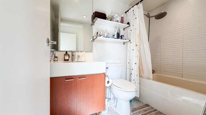 Photo 19 at 390 E 11th Avenue, Mount Pleasant VE, Vancouver East