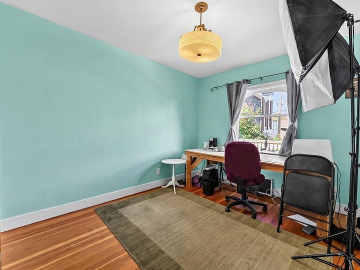 Photo 9 at 2521 Kitchener Street, Renfrew VE, Vancouver East