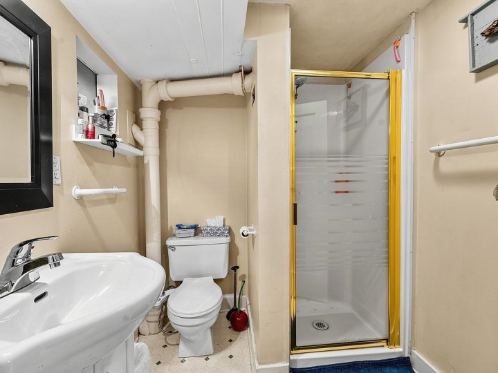 Photo 24 at 2521 Kitchener Street, Renfrew VE, Vancouver East