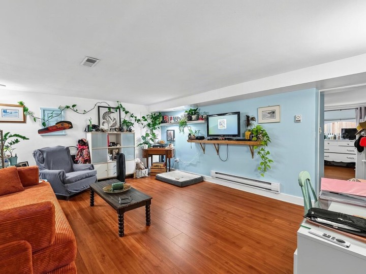 Photo 19 at 2521 Kitchener Street, Renfrew VE, Vancouver East
