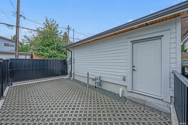 Photo 38 at 3180 Graveley Street, Renfrew VE, Vancouver East
