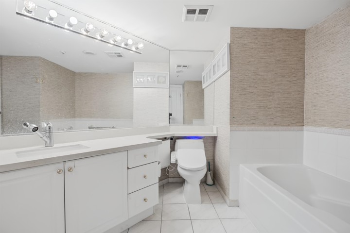 Photo 27 at 214 - 2105 W 42nd Avenue, Kerrisdale, Vancouver West