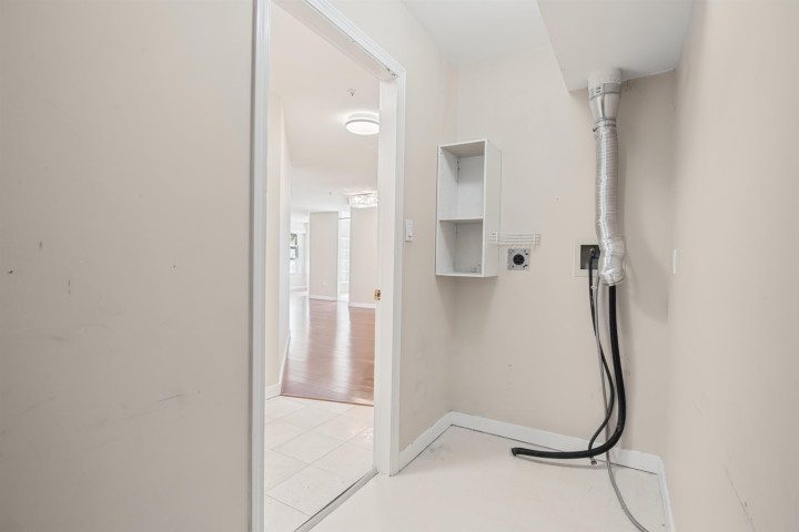 Photo 33 at 214 - 2105 W 42nd Avenue, Kerrisdale, Vancouver West