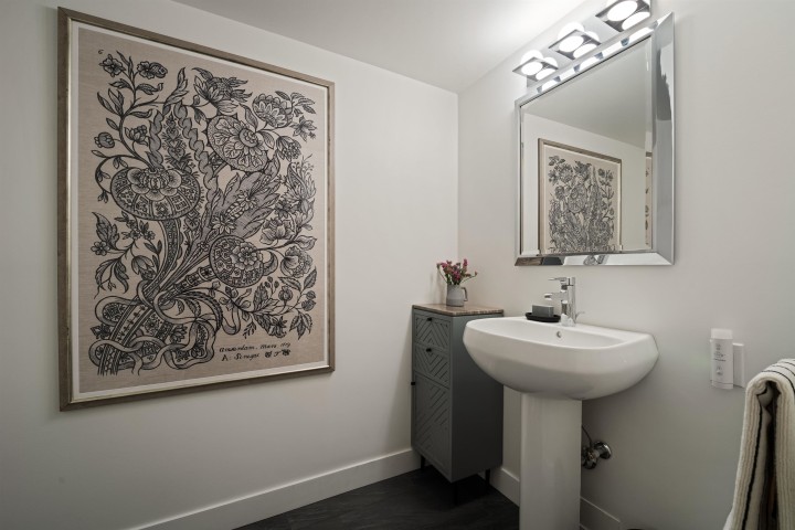 Photo 25 at 114 - 1420 Duchess Avenue, Ambleside, West Vancouver