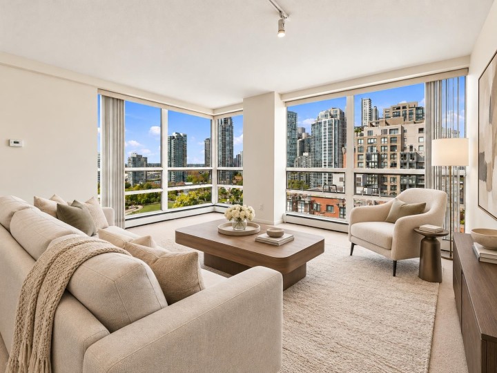 Photo 6 at 17D - 139 Drake Street, Yaletown, Vancouver West