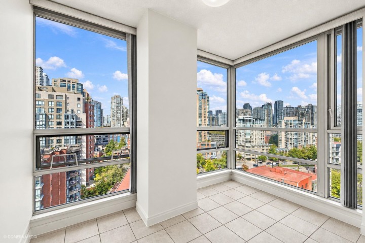 Photo 15 at 17D - 139 Drake Street, Yaletown, Vancouver West