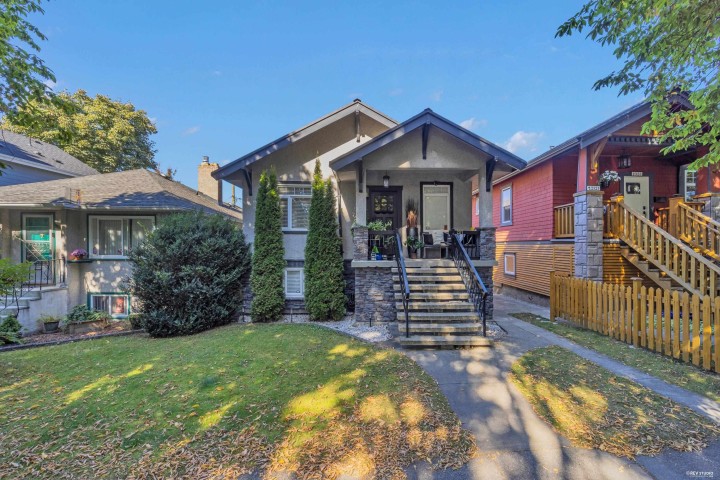 Photo 22 at 2317 Graveley Street, Grandview Woodland, Vancouver East