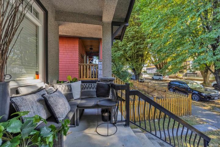 Photo 3 at 2317 Graveley Street, Grandview Woodland, Vancouver East