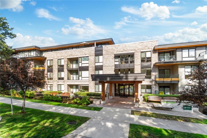 Photo 2 at 206 - 3365 E 4th Avenue, Renfrew VE, Vancouver East