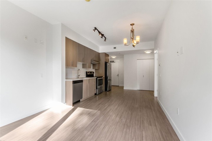 Photo 6 at 206 - 3365 E 4th Avenue, Renfrew VE, Vancouver East