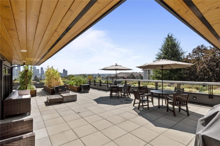 Photo 20 at 206 - 3365 E 4th Avenue, Renfrew VE, Vancouver East