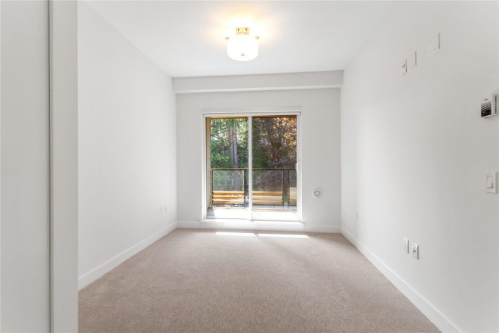 Photo 14 at 206 - 3365 E 4th Avenue, Renfrew VE, Vancouver East