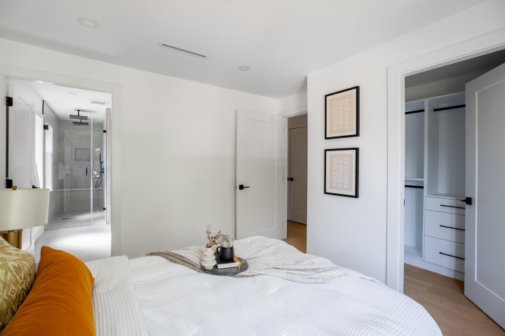Photo 14 at 1 - 356 E 40th Avenue, Main, Vancouver East