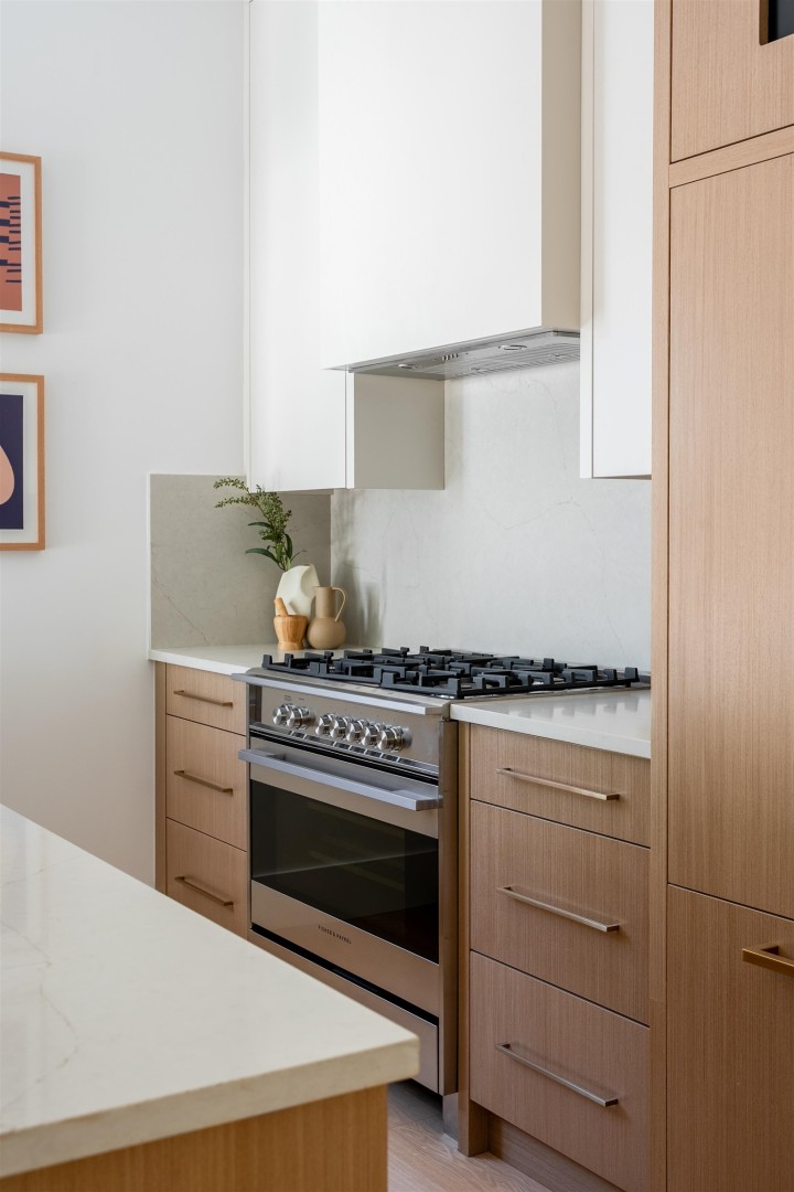 Photo 8 at 1 - 356 E 40th Avenue, Main, Vancouver East