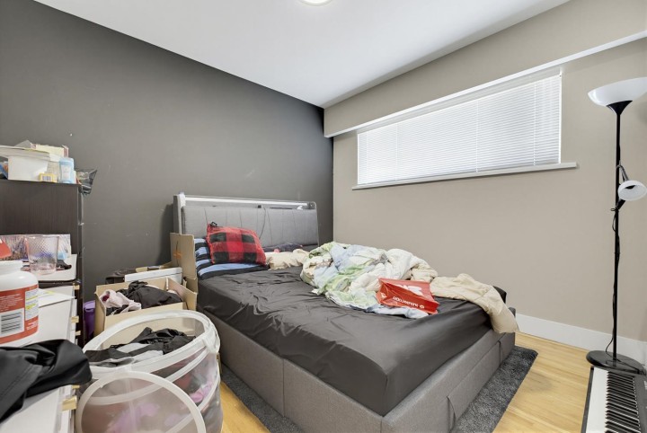 Photo 9 at 1280 E 27th Avenue, Knight, Vancouver East