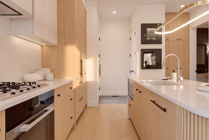 Photo 6 at 1 - 3185 Vine Street, Kitsilano, Vancouver West