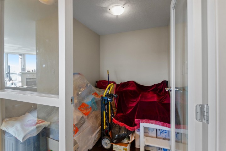 Photo 12 at 2306 - 1033 Marinaside Crescent, Yaletown, Vancouver West