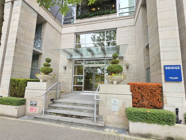 Photo 22 at 209 - 1616 Columbia Street, False Creek, Vancouver West