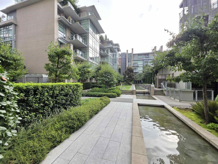 Photo 21 at 209 - 1616 Columbia Street, False Creek, Vancouver West