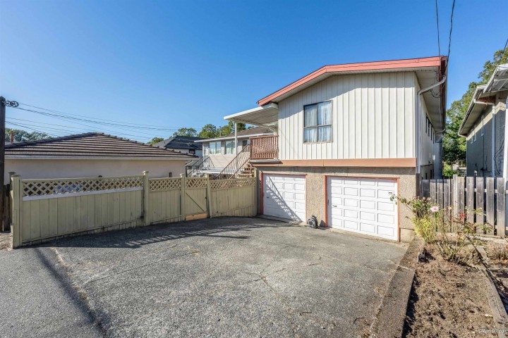 Photo 36 at 3056 E 28th Avenue, Renfrew Heights, Vancouver East